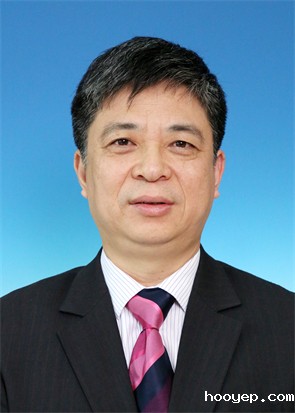 李忠.jpg